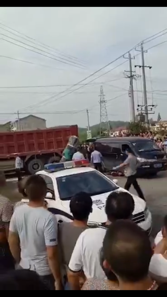 外賣(mài)員撞止車(chē)柱骨折怎么賠償