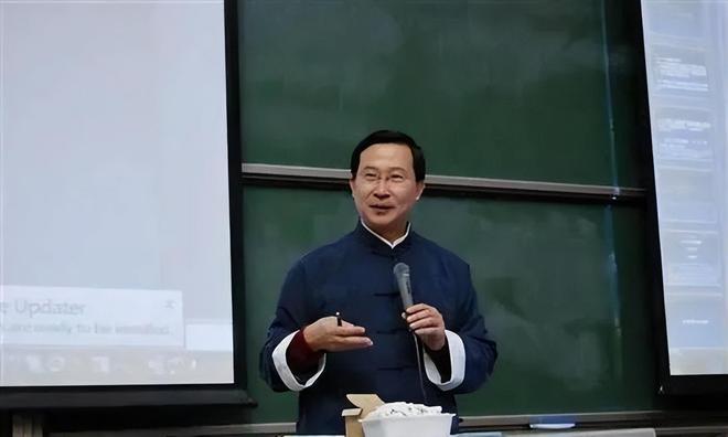 華裔科學(xué)家從美歸國(guó)，跨越時(shí)空的科技力量