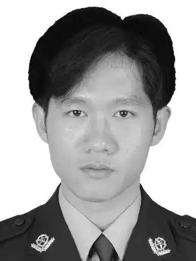 紀(jì)念英雄，58歲民警辦案時犧牲的壯麗人生