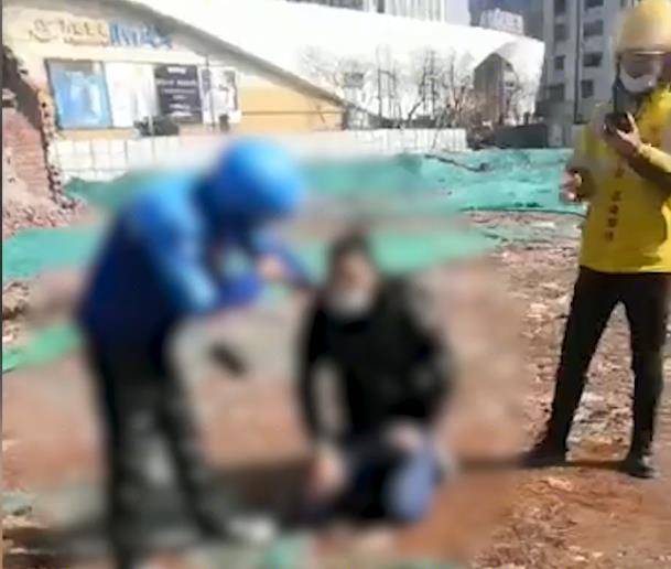 外賣員被撞死活該嗎？
